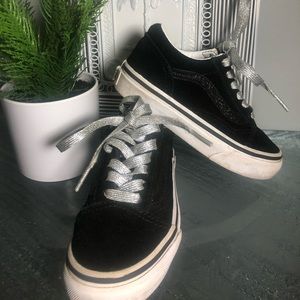 Vans shoes for girls